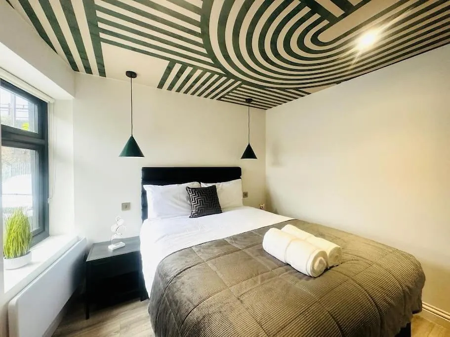 London 99 Apartment, Top Trendy Location Apartament